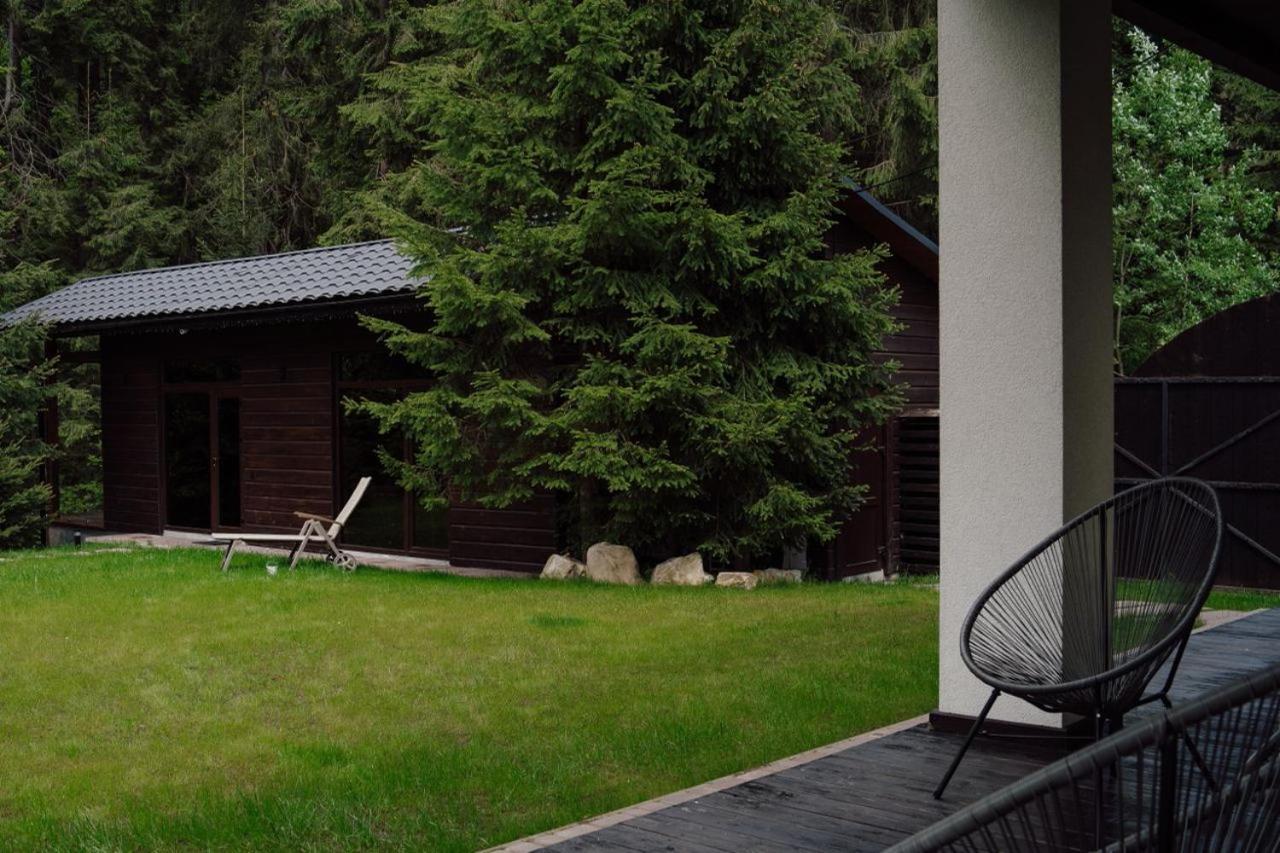 Berghaus Bukovel Villa Exterior photo